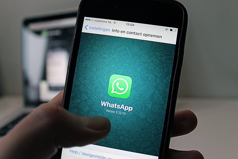 كيفية تعزيز تواصلك مع العملاء عبر WhatsApp من خلال منصة رسمي ريش